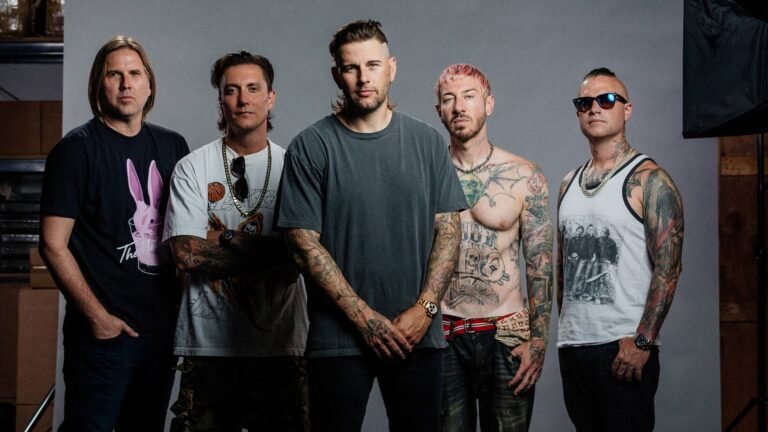 Avenged Sevenfold em 2025 (Foto: Lexie Alley para Rolling Stone Brasil)